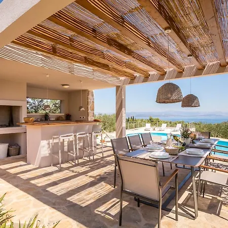 Hacienda Noa Villa *