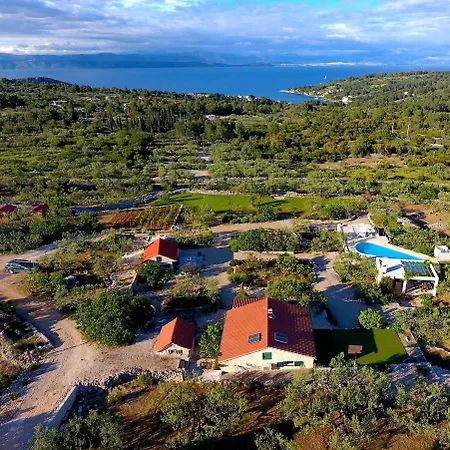 Villa Hacienda Noa Grohote