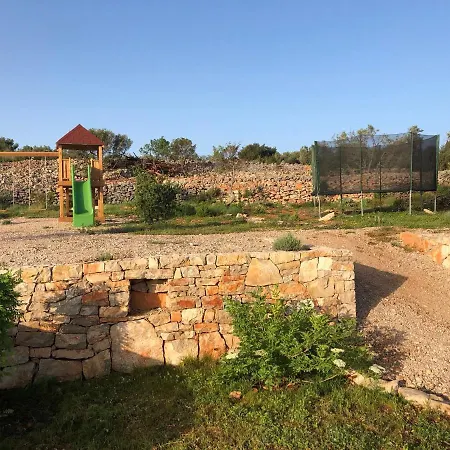 Vila Hacienda Noa Grohote