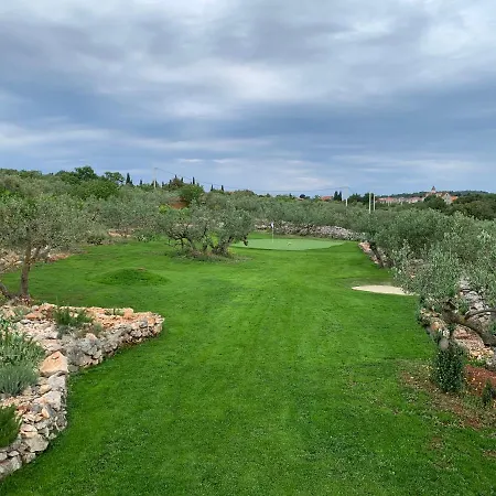 Vila Hacienda Noa Grohote